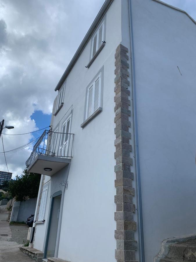 Magnifique Maison Avec Vue Mer Hauteur De Bastia Bastia  Kültér fotó